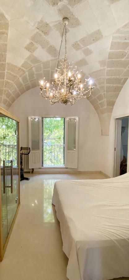 Villa Encantamiento - Dimora Gelsomino - Masseria Storica Nel Cuore Della Puglia Con Piscina Latiano Eksteriør billede