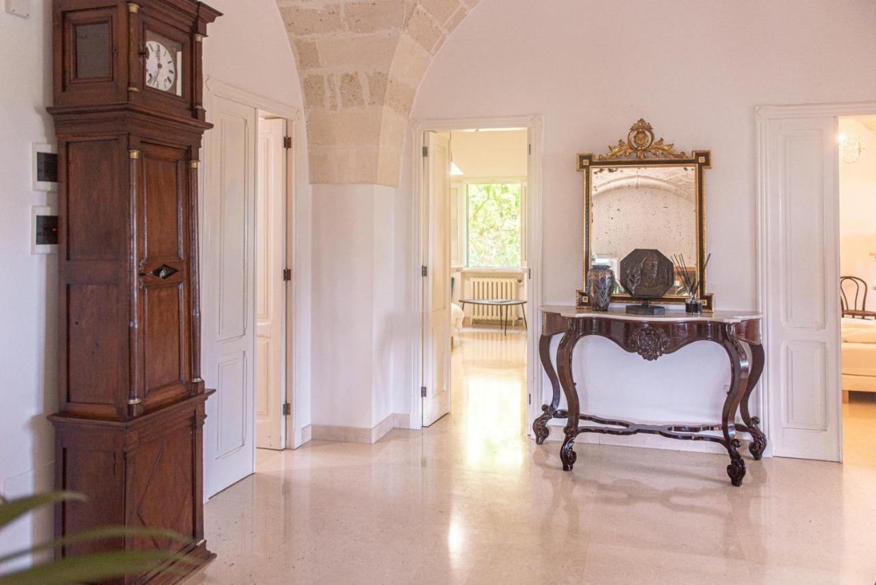 Villa Encantamiento - Dimora Gelsomino - Masseria Storica Nel Cuore Della Puglia Con Piscina Latiano Eksteriør billede