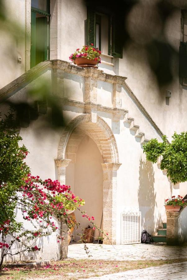 Villa Encantamiento - Dimora Gelsomino - Masseria Storica Nel Cuore Della Puglia Con Piscina Latiano Eksteriør billede